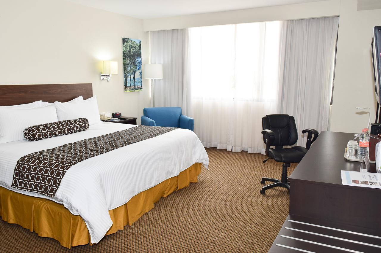 Wyndham Executivo Culiacán Eksteriør billede